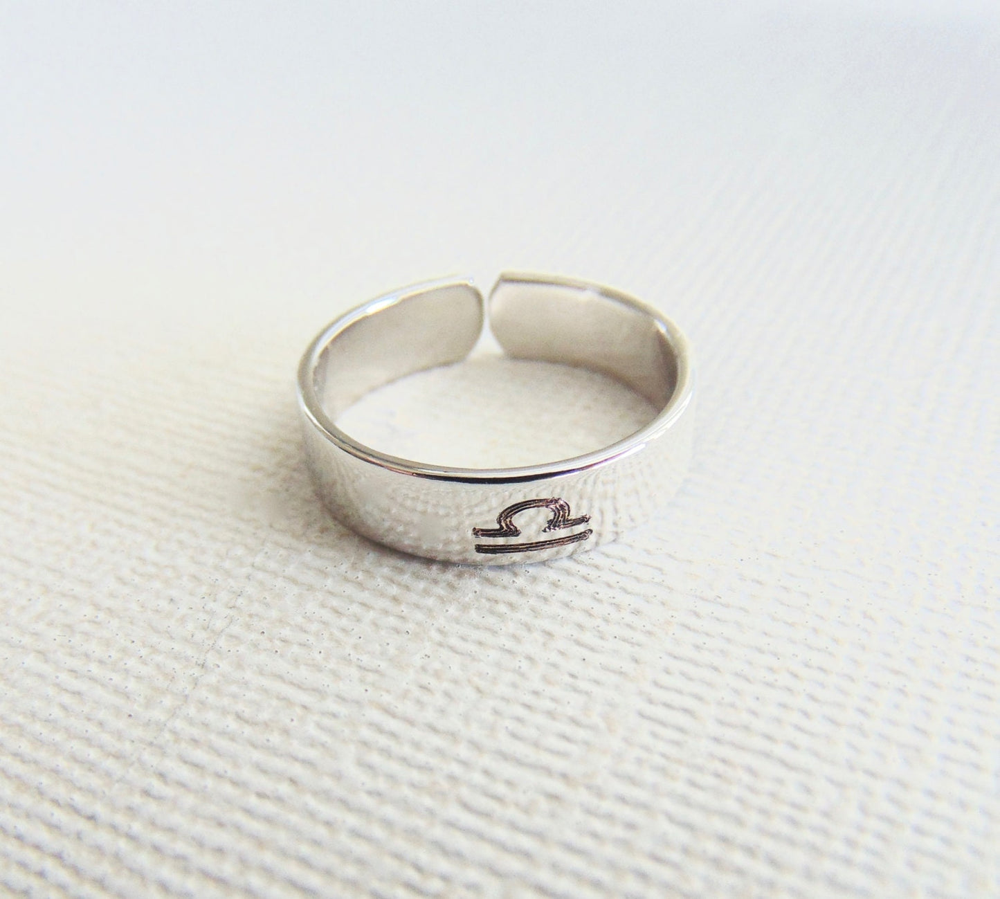 Adjustable zodiac ring - choose your sign