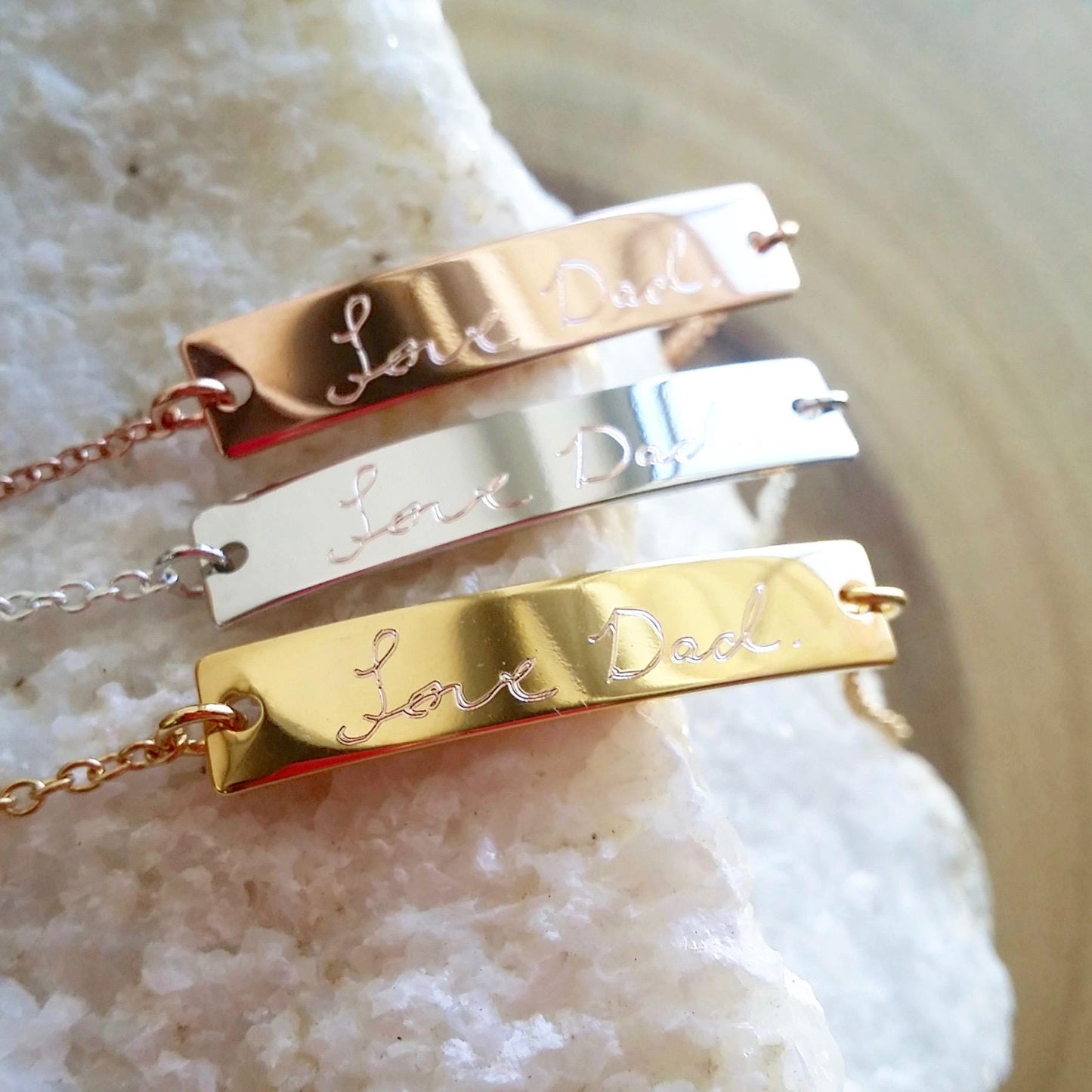 Bracelet gravé en or rose, bijoux d'écriture à la main personnalisés