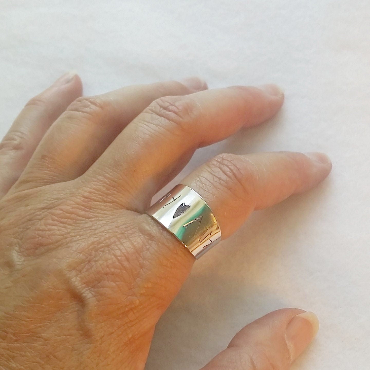 Actual Handwriting ring, engraved on silver/gold/rose gold band