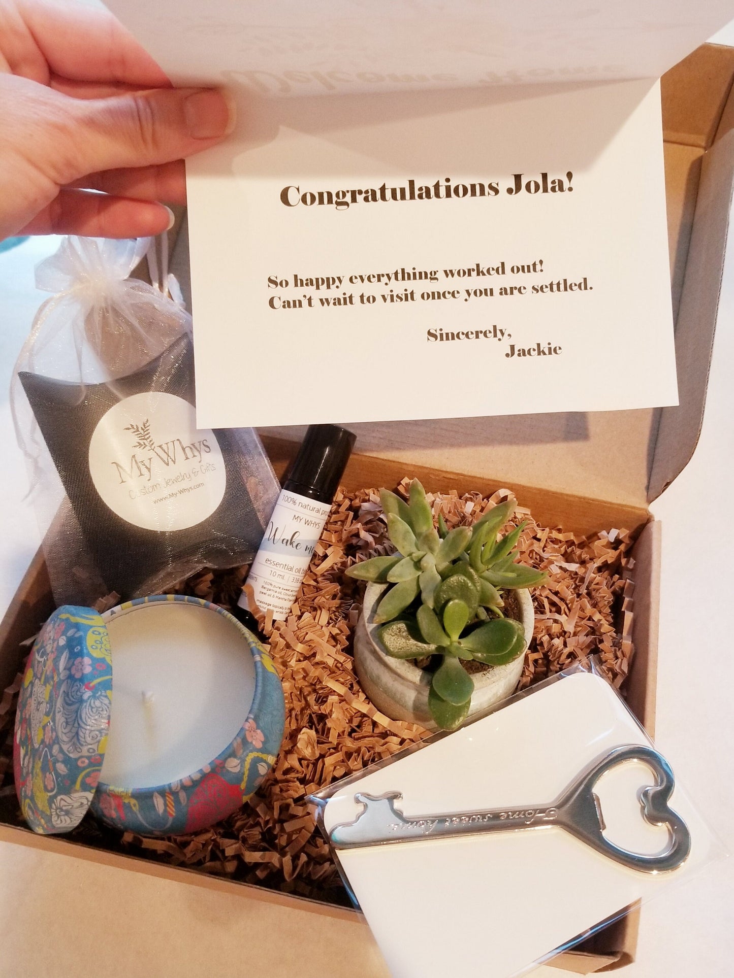 New Home gift set. Sending a Housewarming, new homeowner gift basket