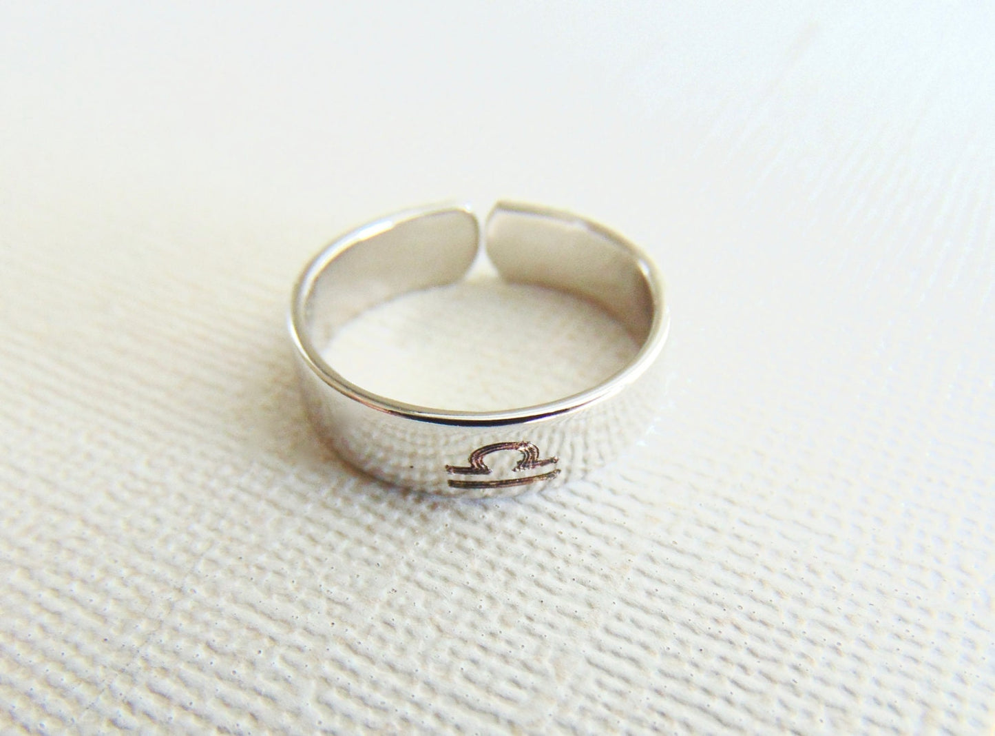 Adjustable zodiac ring - choose your sign