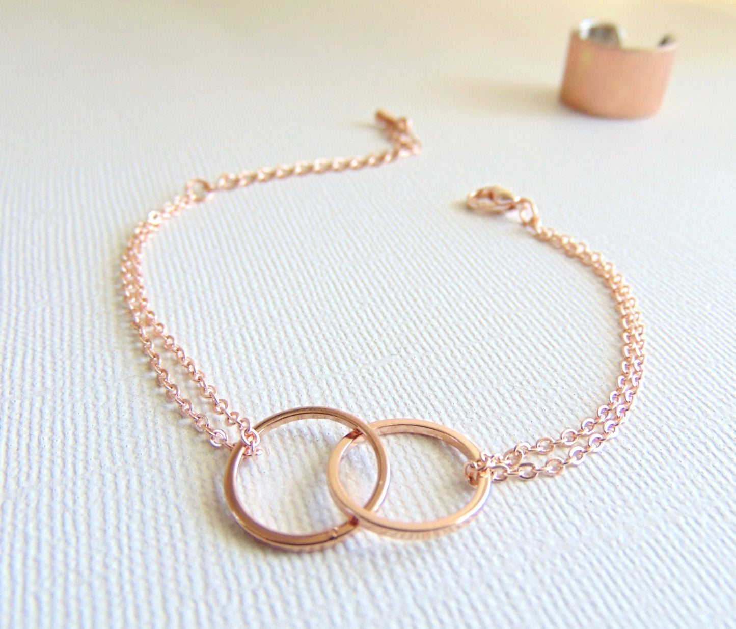 Bracelet cercles imbriqués en or rose, bracelet Eternity