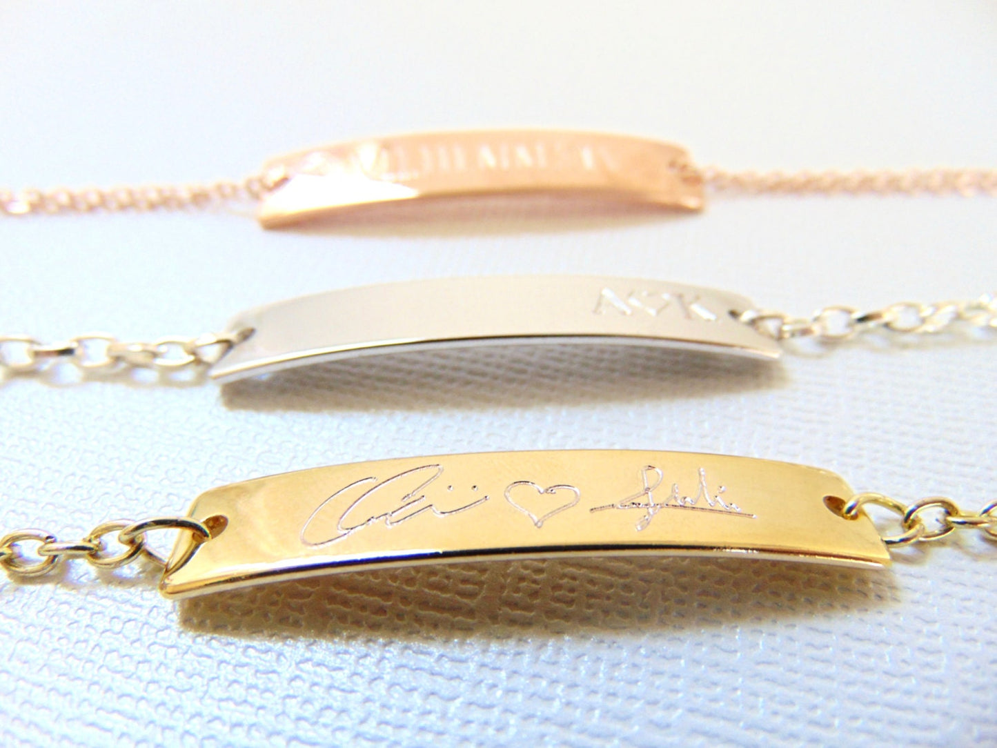 Bracelet de barre de plaque signalétique gravée personnalisée en or/or rose/argent