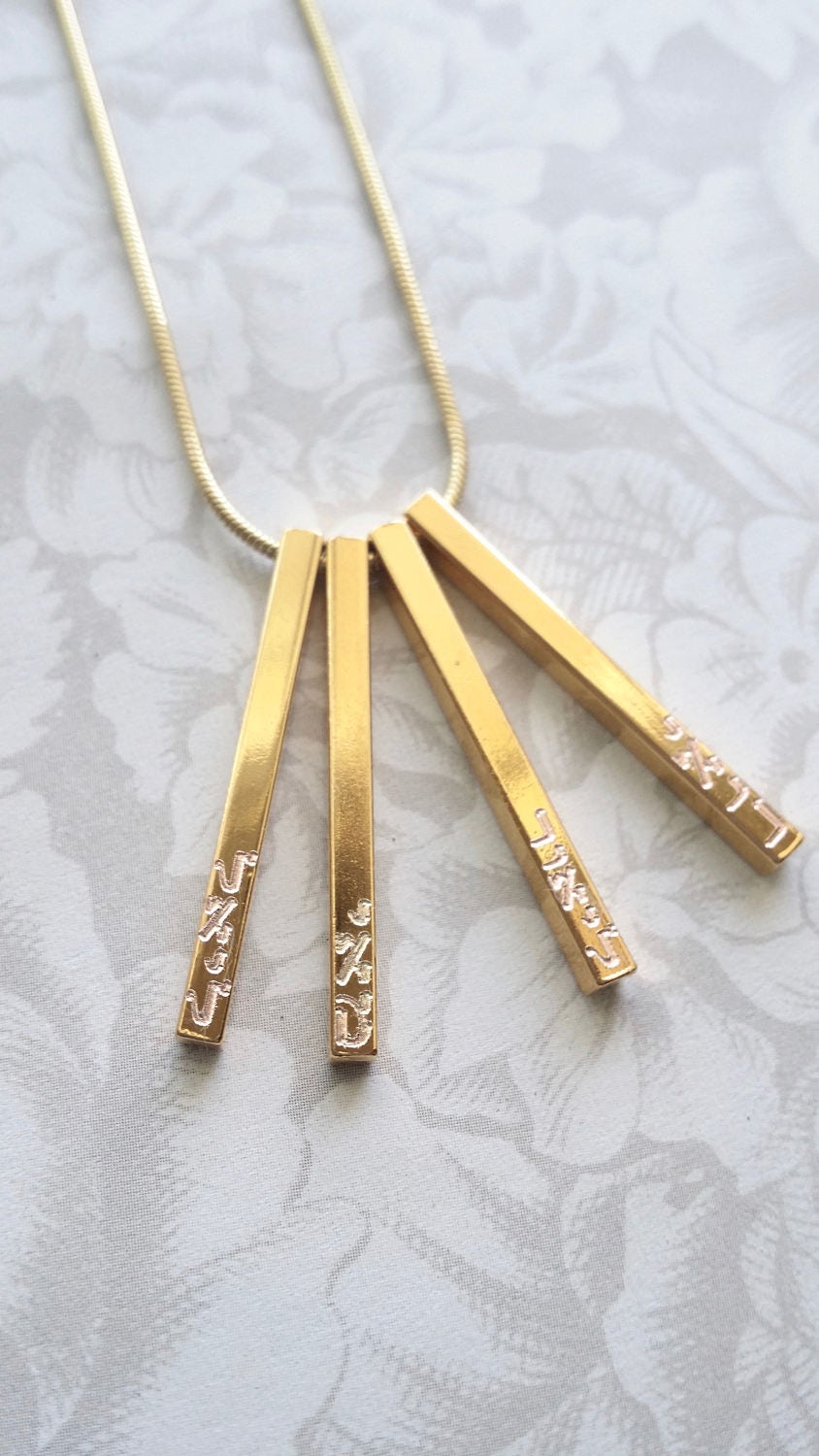 Family necklace, vertical bars engraved with kids names