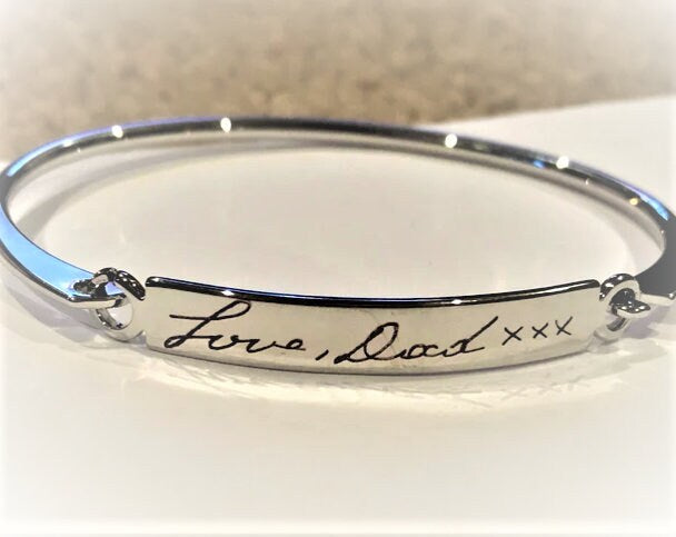 Bracelet d'écriture réelle, bracelet de barre gravée à la main, manchette de signature