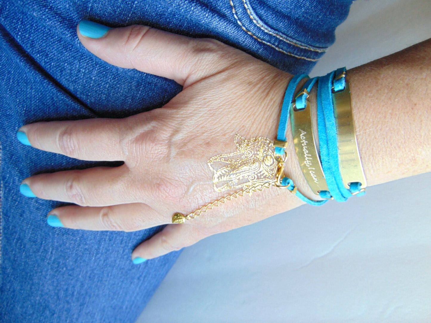 Bracelet wrap cuir turquoise, message personnalisé gravé sur bracelet barre