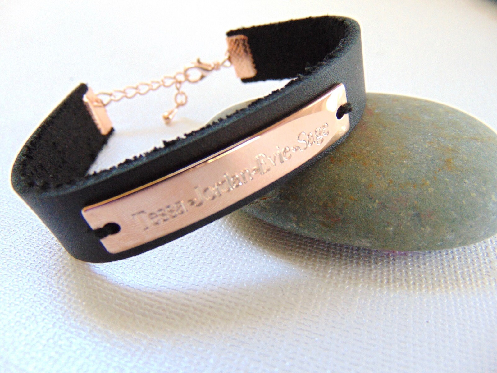 Customized black leather cuff bracelet, engraved message bar bracelet, stamped name plate bracelet, personalized jewelry, unisex gift