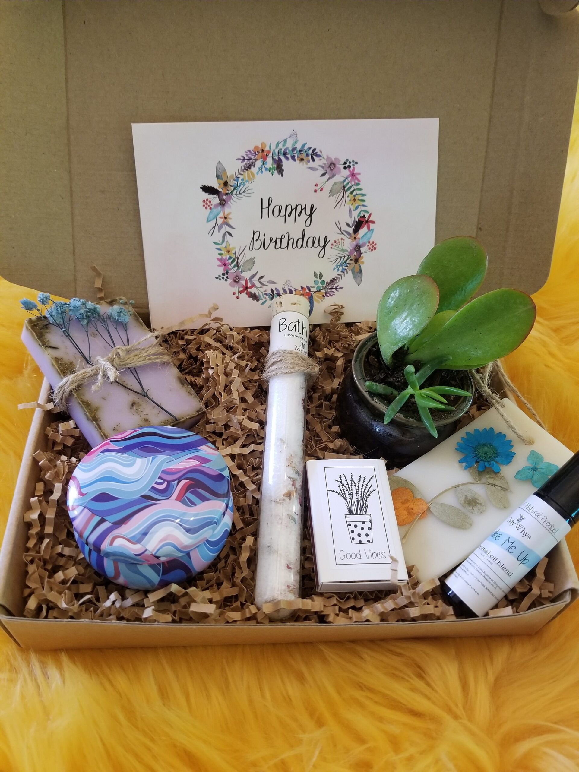 Happy Birthday gift box for her, send a care package, live succulent gift box, relaxation spa set , 100% natural products, friendship gift.