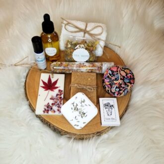 All natural spa bundle, spa gift box, Thinking of you care package, send a pampering basket, hug in a box, bath and beauty kit.