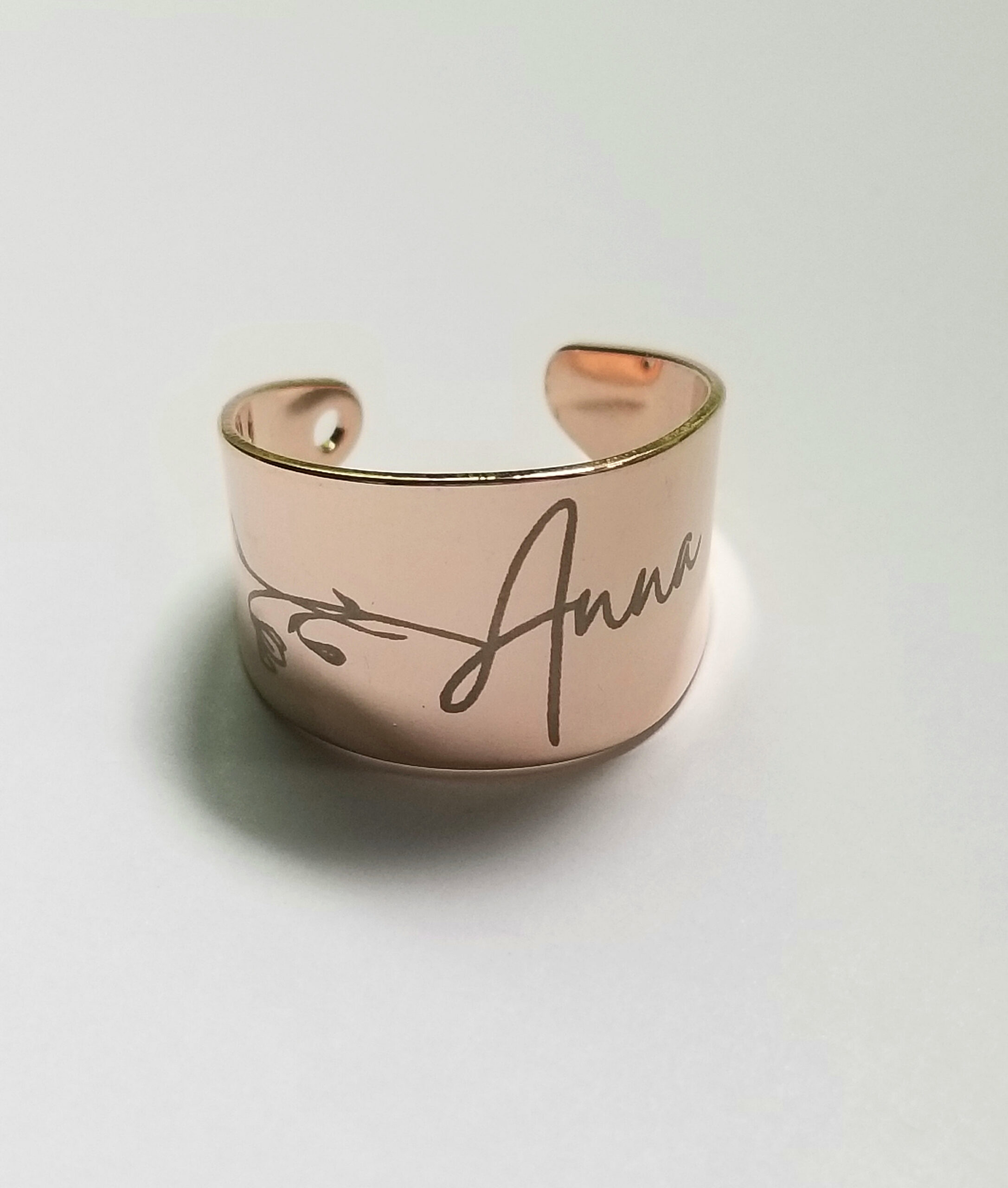 Birth flower signet ring, custom engraved name ring, adjustable rose gold ring, Personalized floral jewelry gift, Birthday gift for mom