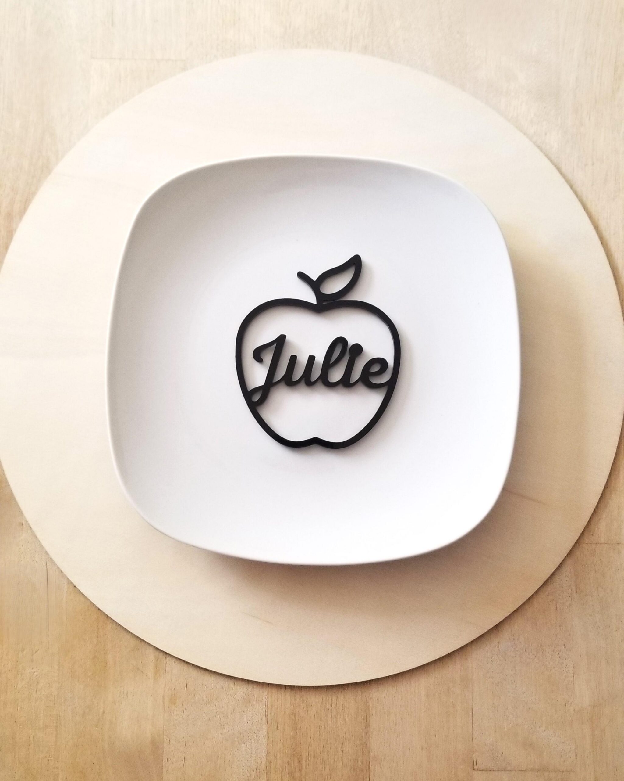 Rosh Hashanah table decoration, Jewish new year holiday place card, Apple place cards, Personalized dinner place setting decor, Gift tag