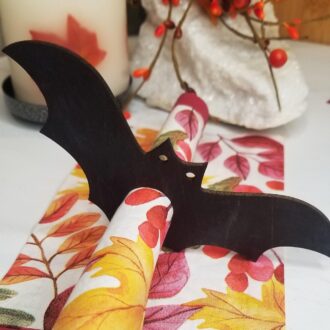 Spooky Halloween dinner party napkin rings, Black Bat table decoration, holiday table decor, Ghost table setting napkin holder, wood decor