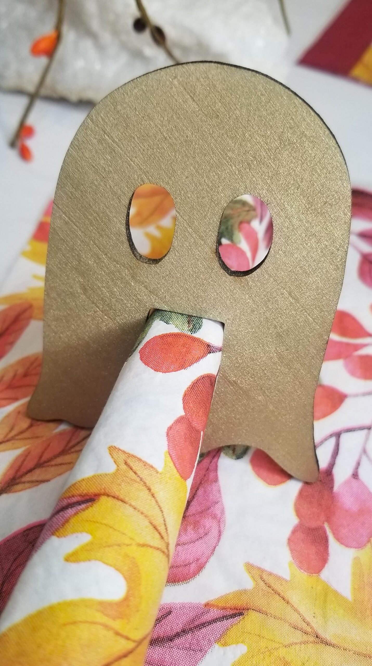 Halloween dinner party napkin rings, Ghost table decoration, holiday table decor, Bat table setting napkin holder, Spooky Table decoration