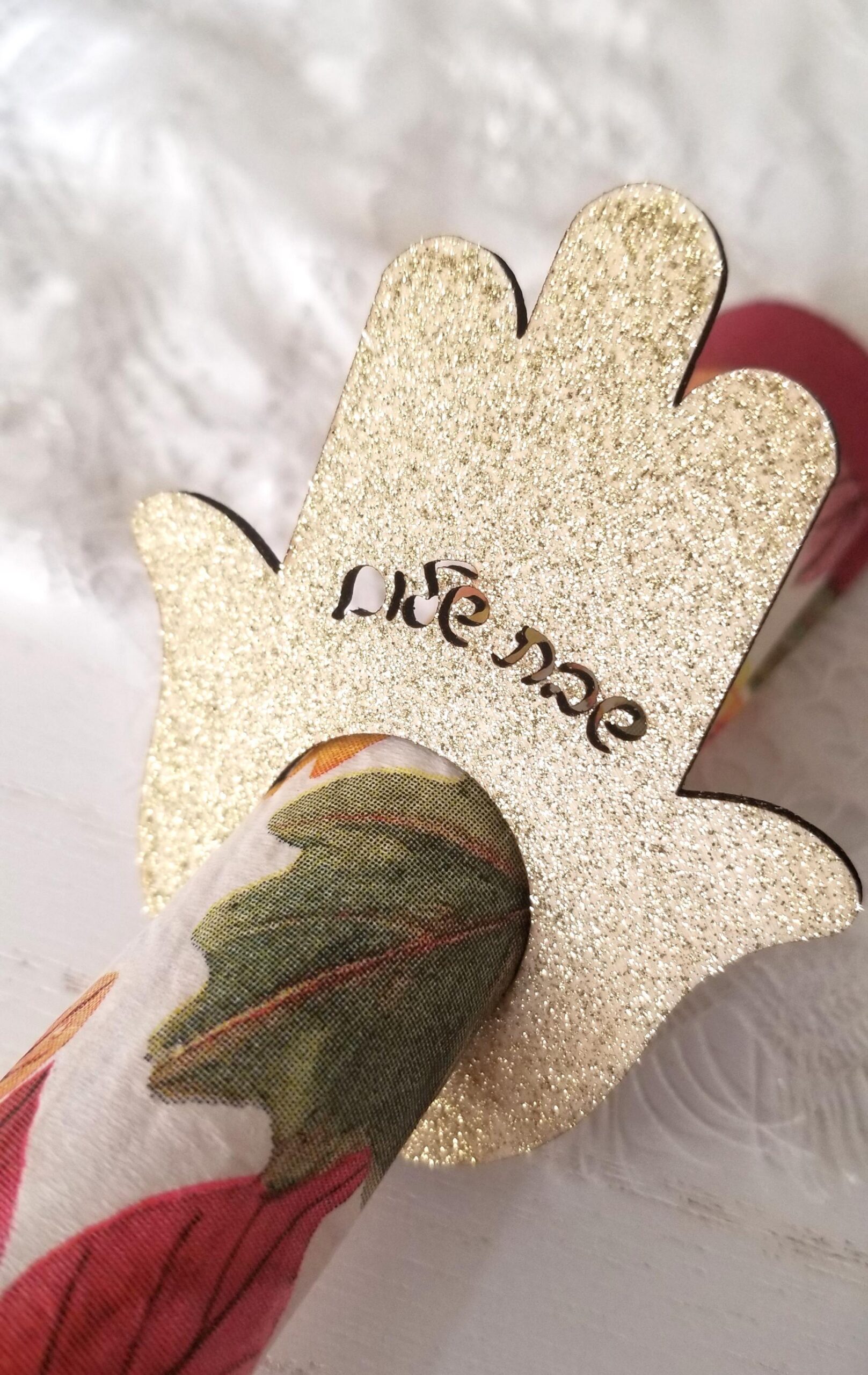 Shabbat Shalom napkin rings, personalized table decoration, Jewish Shabbat table decor, Hamsa dinner setting, hand of Fatima napkin holders