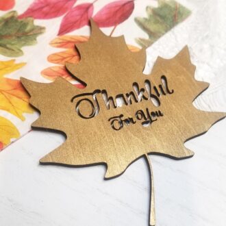 Thankful for you place card, Thanksgiving Decor Name Tags, Custom Fall Place Tag, Personalized wood Leaf tag, Friendsgiving Dinner table tag
