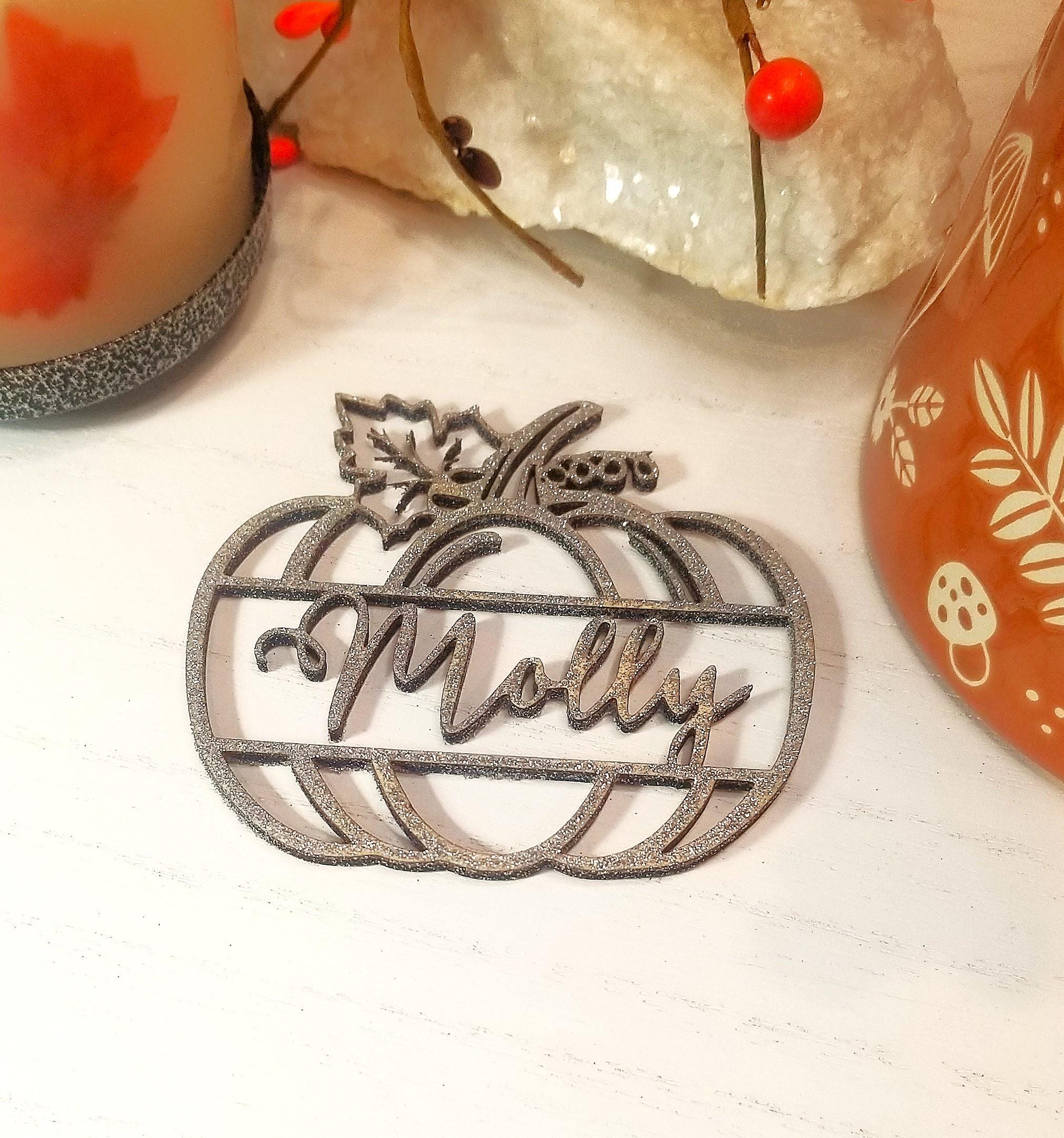 Personalized wood place card, Pumpkin Name Card, Hosting Holiday Party, Thanksgiving Table setting, Fall decor Favors Friendsgiving dinner