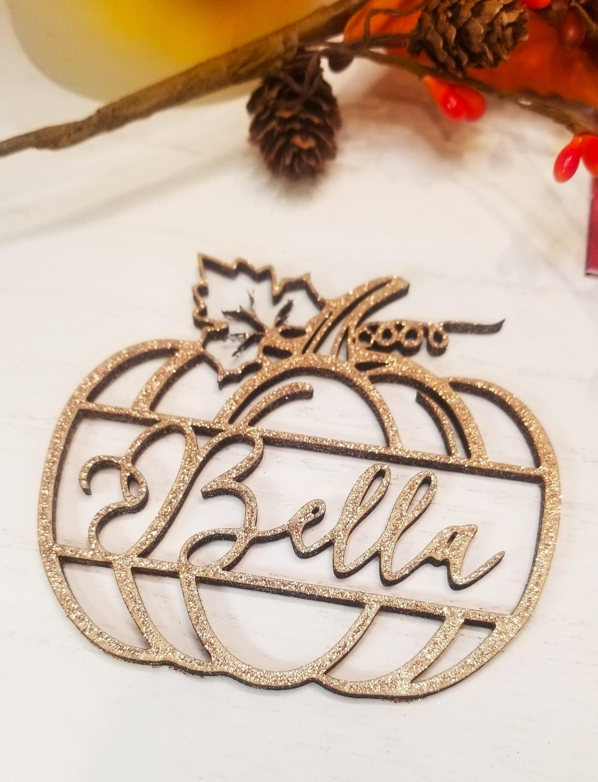 Personalized wood place card, Pumpkin Name Card, Hosting Holiday Party, Thanksgiving Table setting, Fall decor Favors Friendsgiving dinner