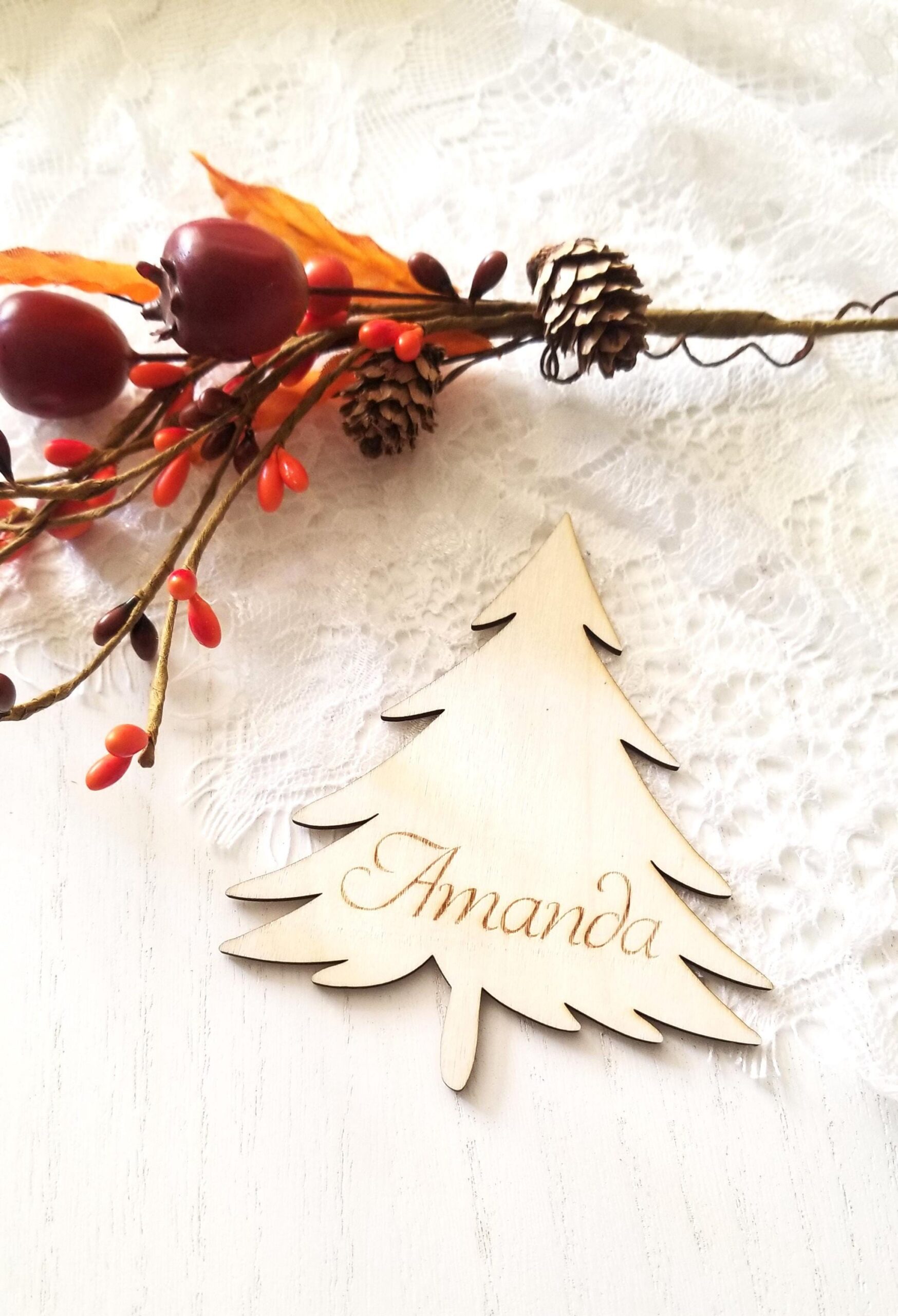 Personalized Christmas tree Name Card, Wood Place Card, Work Holiday Party, Christmas Table setting, Hosting decoration, Holiday Favors