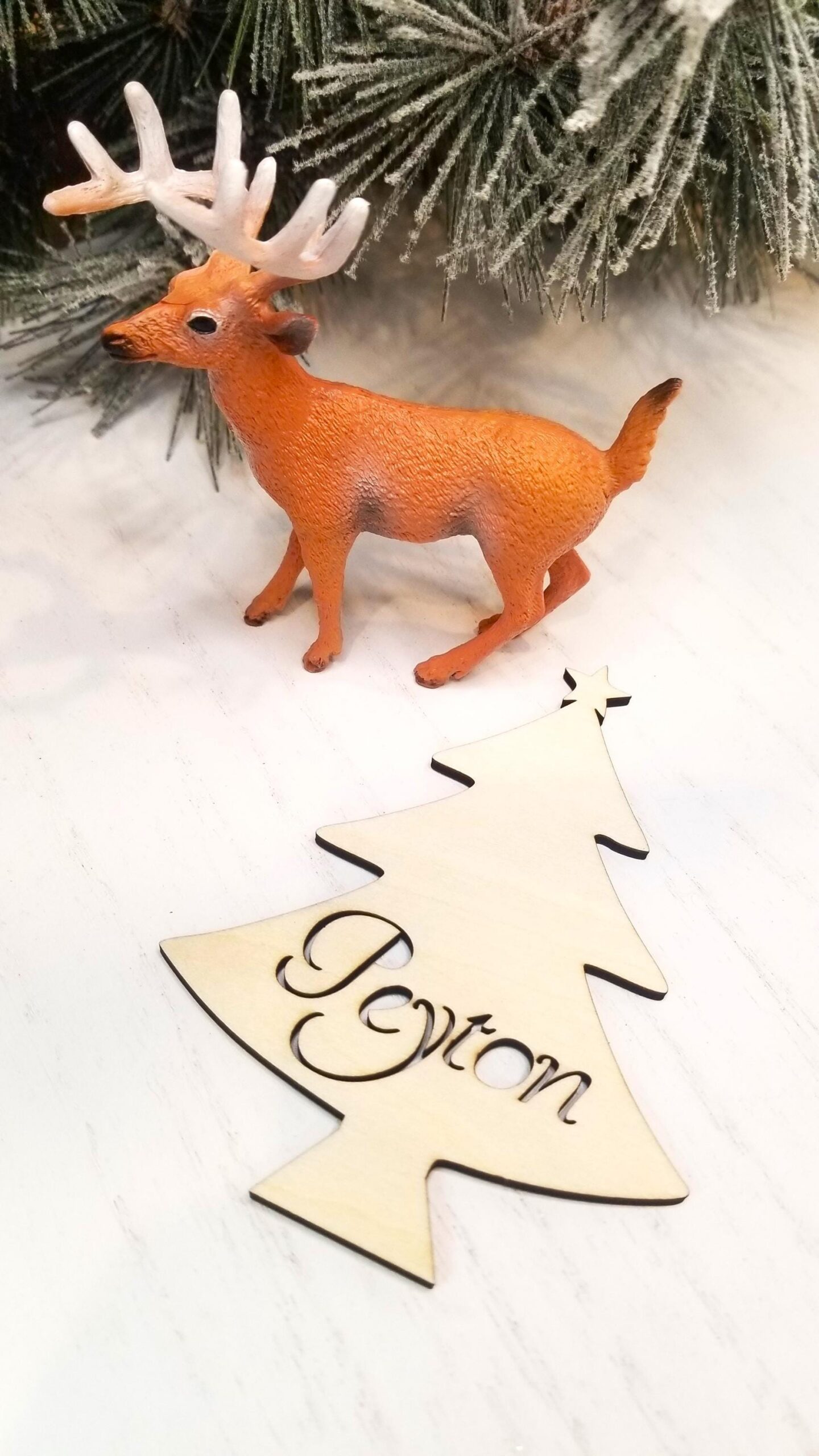 Personalized Christmas tree Name Card, Wood Place Card, Work Holiday Party, Christmas Table setting, Hosting decoration, Holiday Favors