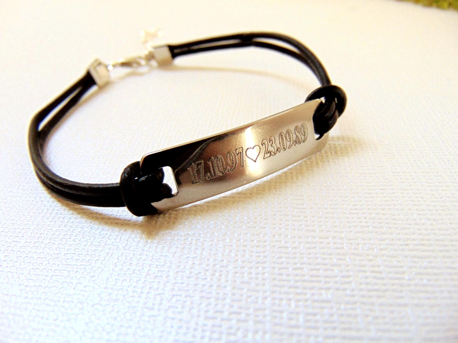 Custom Black leather bracelet, engraved message bar bracelet, Personalized nameplate bracelet, inspirational Quote jewelry gift for him