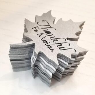 Thankful for you place card, Thanksgiving Name Tags, Custom Fall Place Tag, Personalized wood Leaf tag, Friendsgiving Dinner table tag